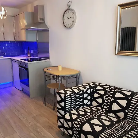 Webb Place 2 Bedroom Apartment ! Croydon Exterior photo